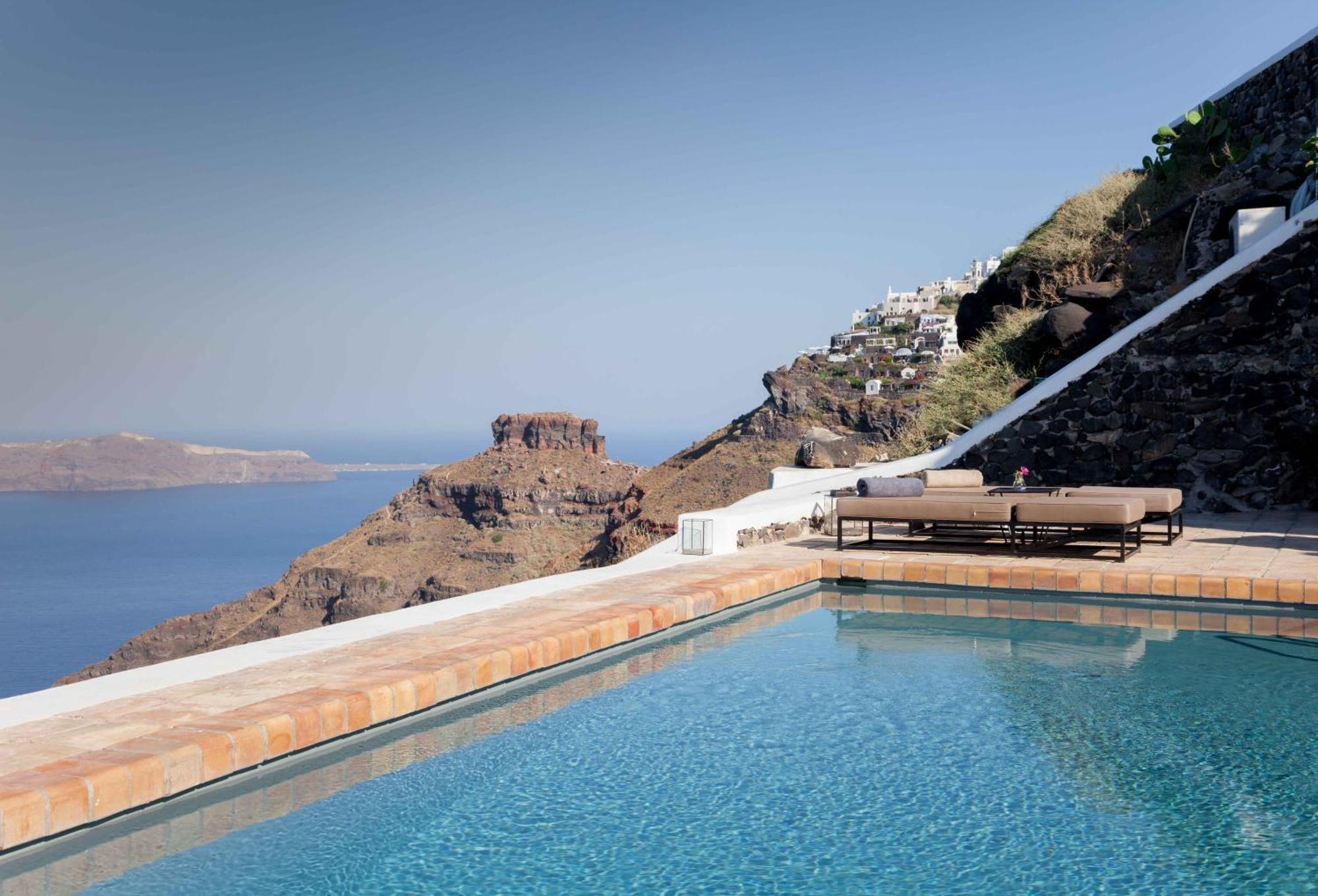 The Vasilicos Hotel Imerovigli (Santorini)